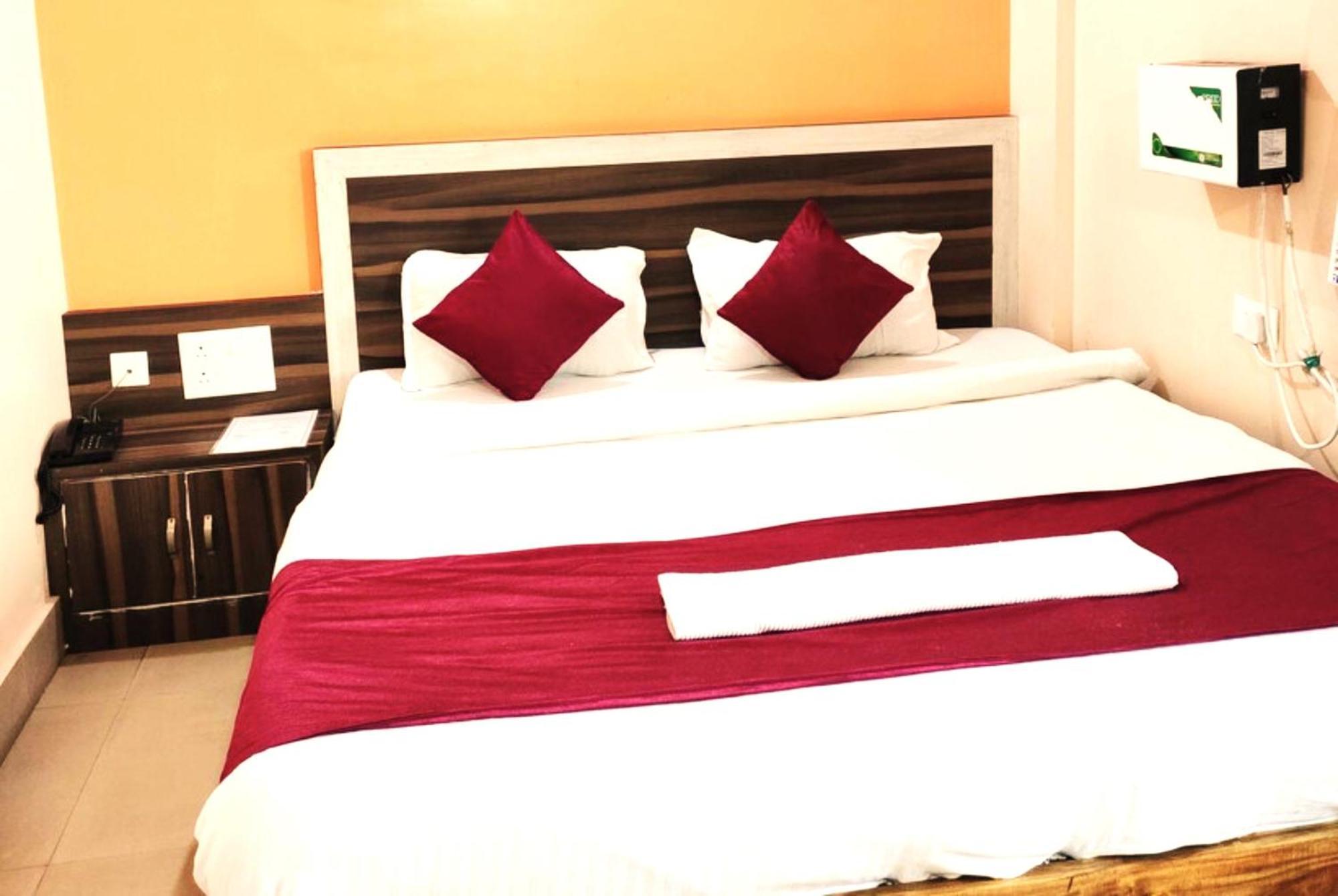 Goroomgo Krishna Residency Puri Near Sea Beach - Spacious Room With Excellent Service Awarded - Best Seller Exteriér fotografie
