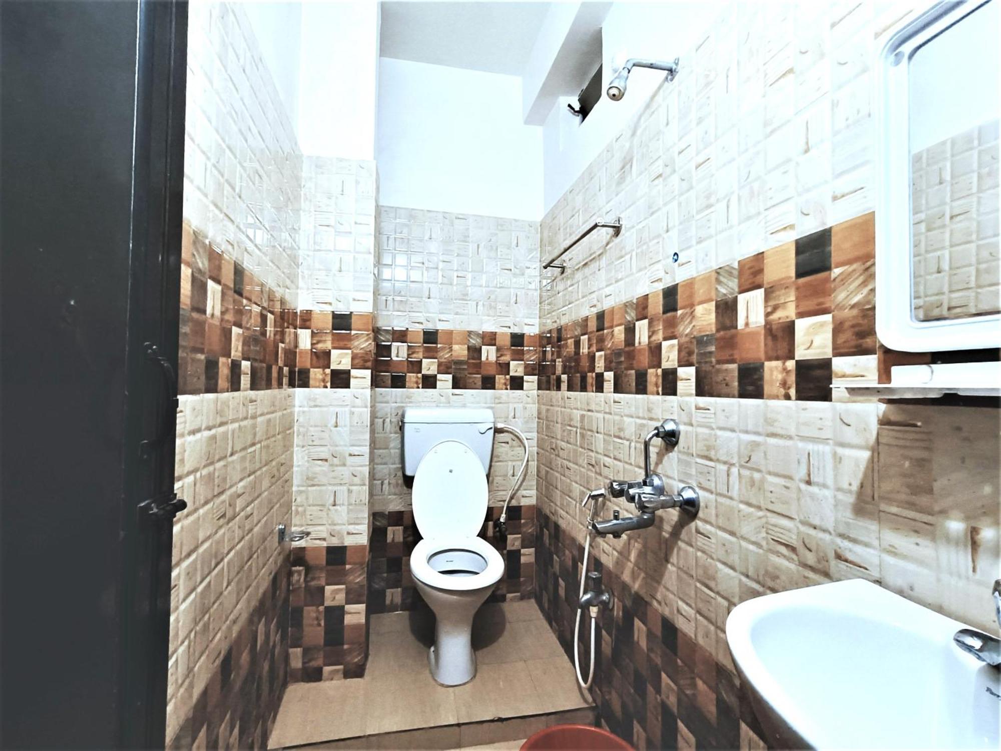 Goroomgo Krishna Residency Puri Near Sea Beach - Spacious Room With Excellent Service Awarded - Best Seller Exteriér fotografie